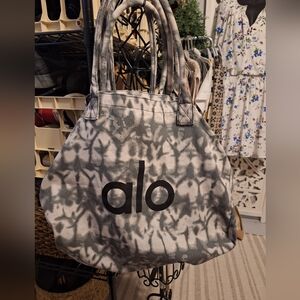 ALO Yoga Gray & White Tie-Dye Canvas Tote